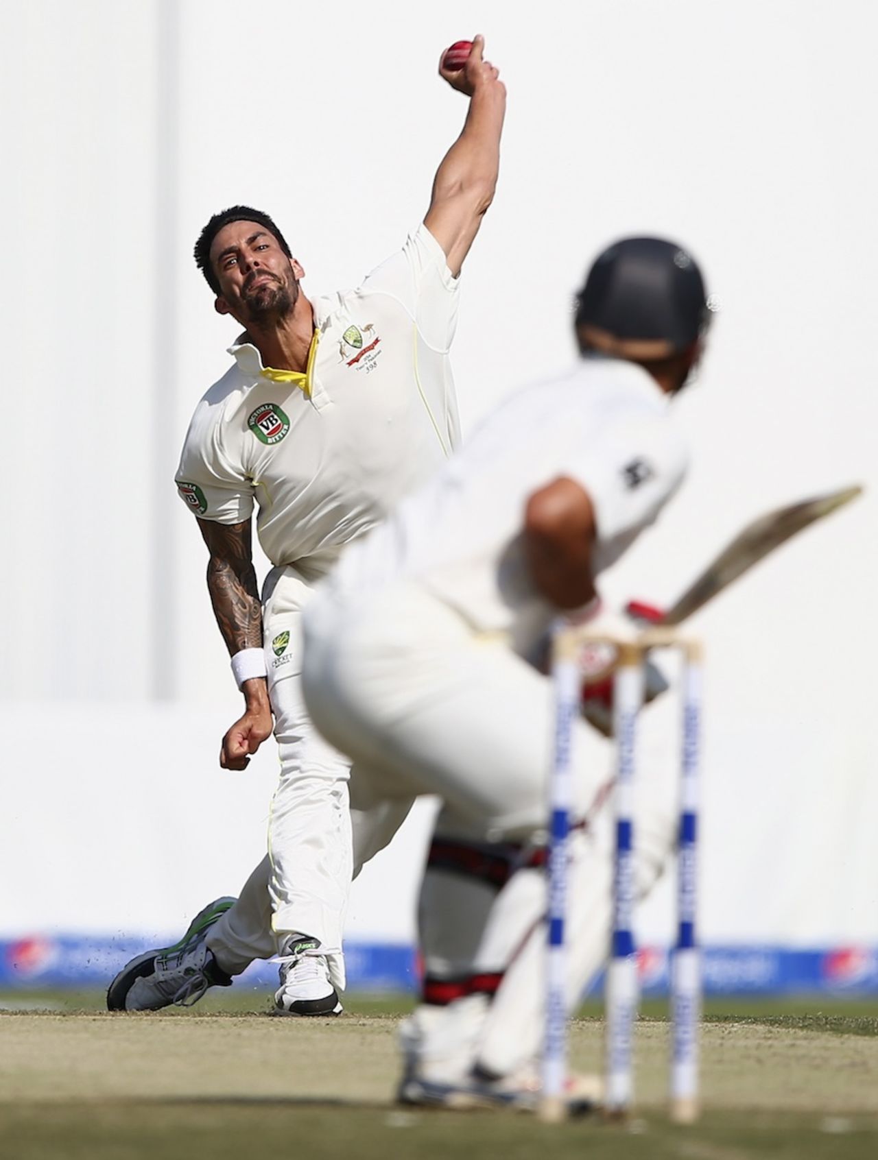 Mitchell Johnson about to release the ball, Pakistan v Australia, 2nd Test, Abu Dhabi, 1st day, October 30, 2014