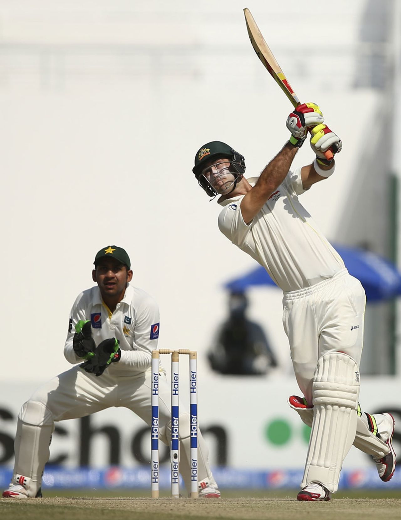 Glenn Maxwell played some attractive strokes in his cameo, Pakistan v Australia, 2nd Test, Abu Dhabi, 3rd day, November 1, 2014