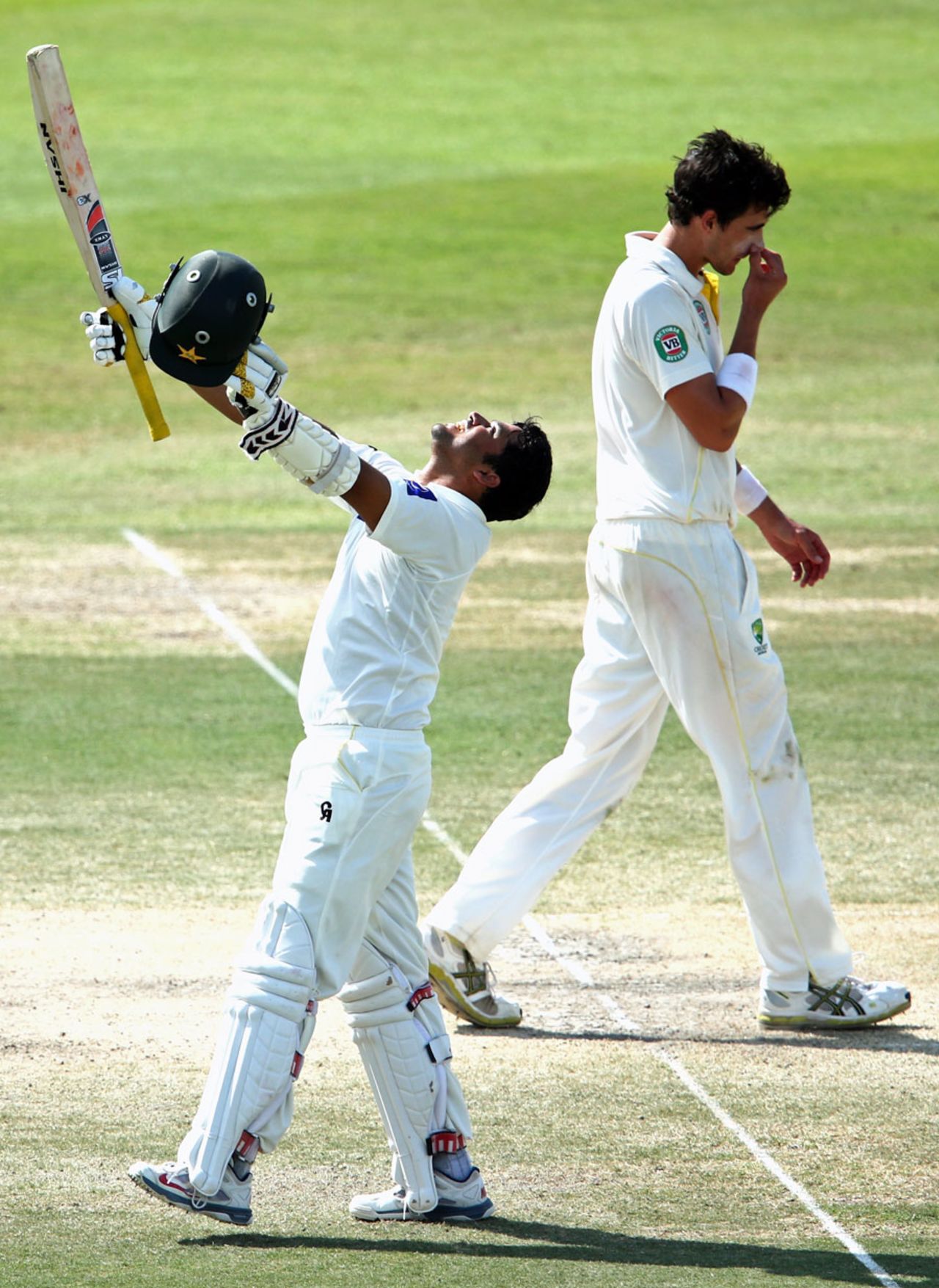 Azhar Ali celebrates after scoring his second century of the game, Pakistan v Australia, 2nd Test, Abu Dhabi, 4th day, November 2, 2014