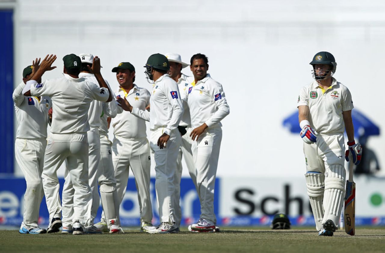 Chris Rogers was dismissed by Zulfiqar Babar for 2, Pakistan v Australia, 2nd Test, Abu Dhabi, 4th day, November 2, 2014