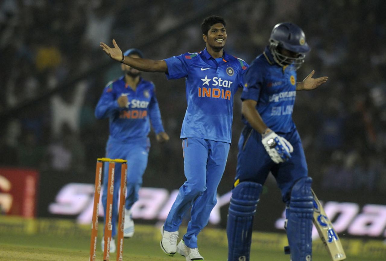 Umesh Yadav celebrates a wicket, India v Sri Lanka, 1st ODI, Cuttack, November 2, 2014