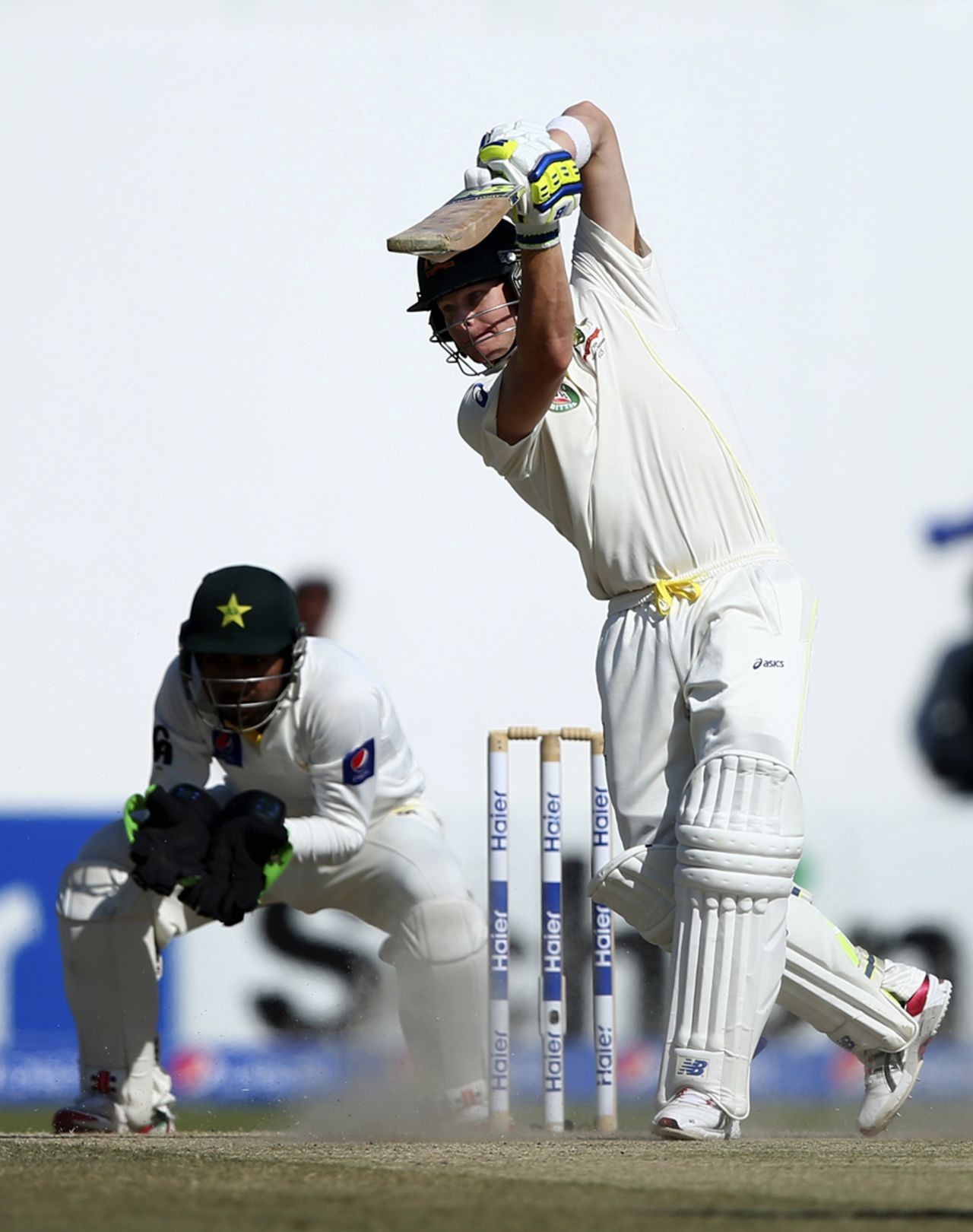 Steven Smith drives through the covers, Pakistan v Australia, 2nd Test, Abu Dhabi, 5th day, November 3, 2014
