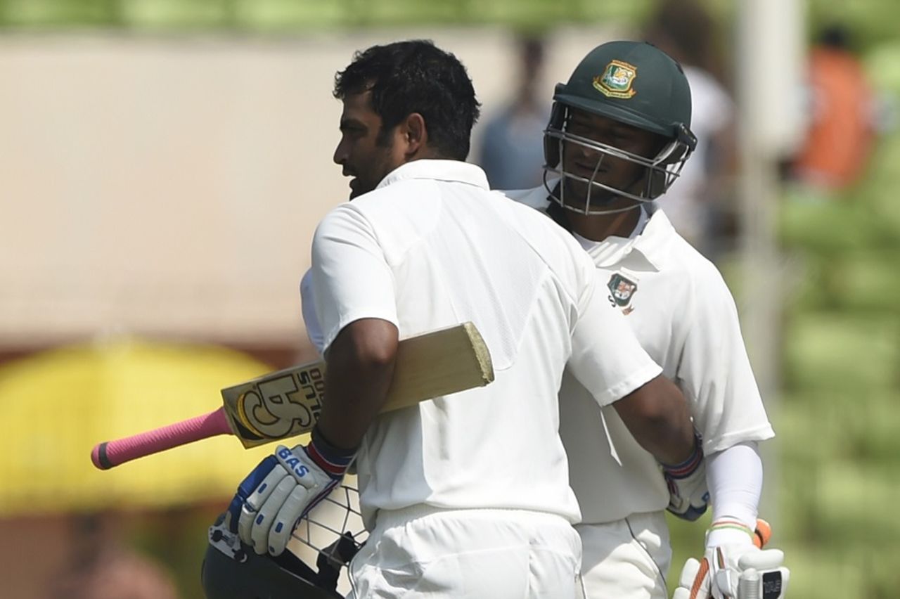Tamim Iqbal and Shakib Al Hasan added 132 runs for the fourth wicket, Bangladesh v Zimbabwe, 2nd Test, Khulna, 2nd day, November 4, 2014