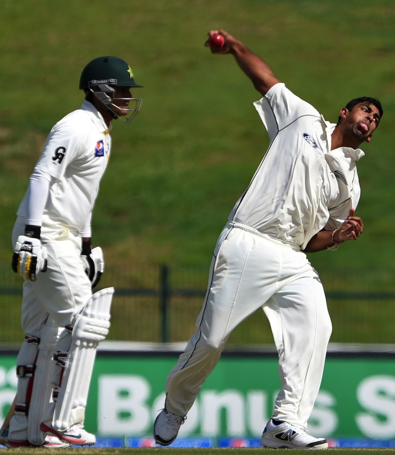 Ish Sodhi in action, Pakistan v New Zealand, 1st Test, Abu Dhabi, 1st day, November 9, 2014