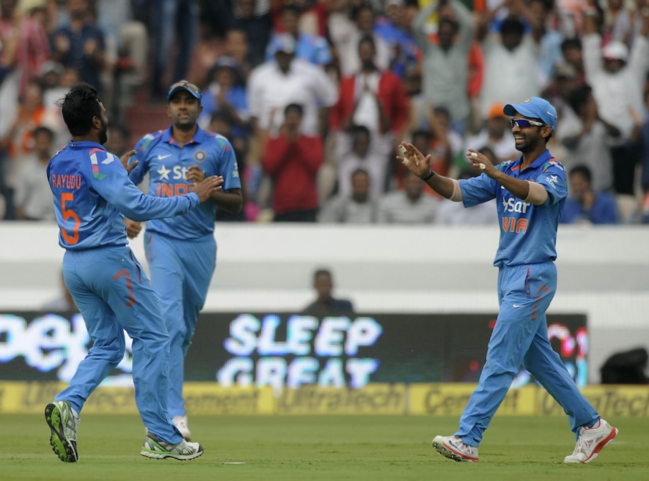 Ambati Rayudu is congratulated after a wicket, India v Sri Lanka, 3rd ODI, Hyderabad, November 9, 2014