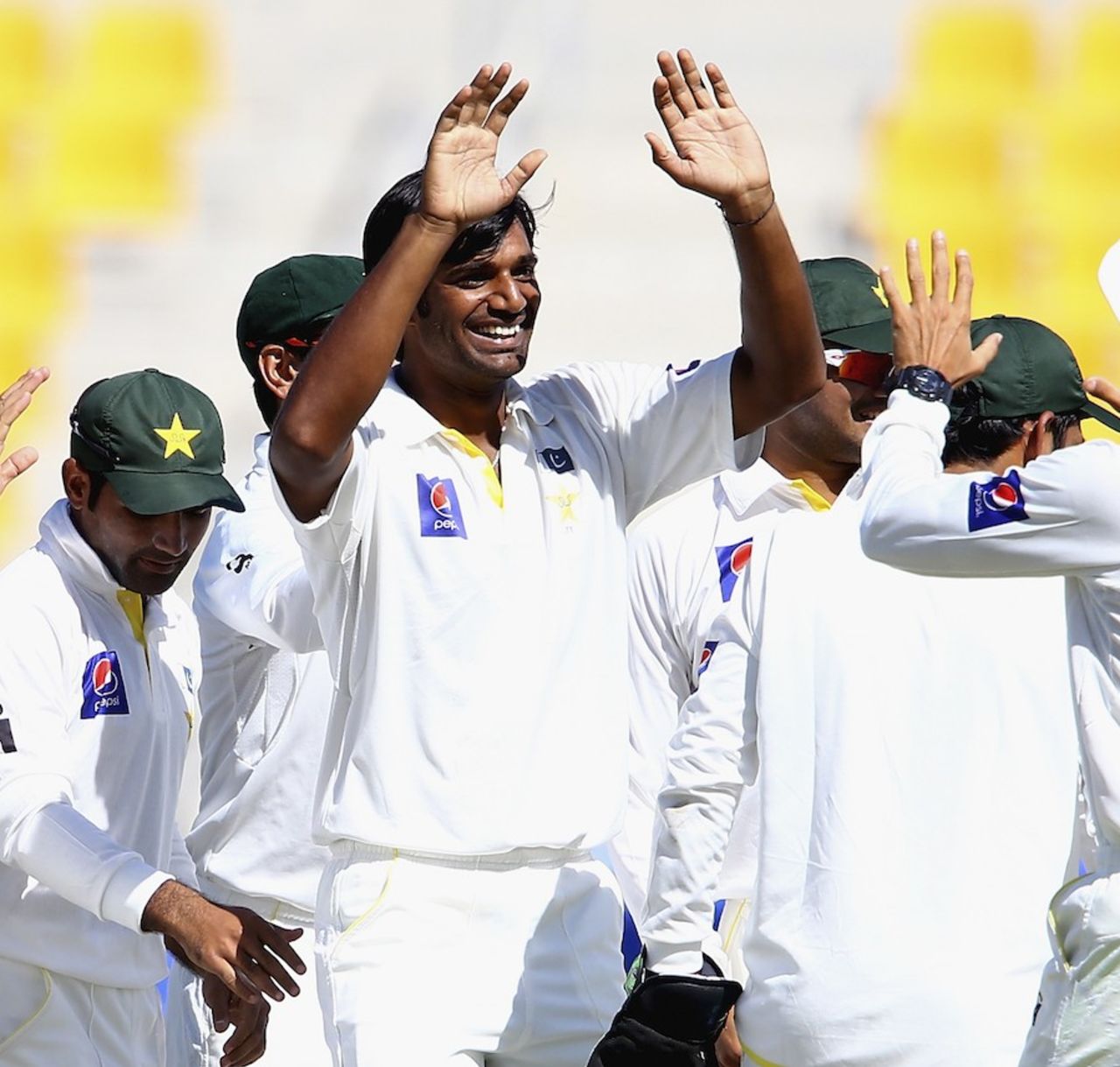 Rahat Ali celebrates a wicket, Pakistan v New Zealand, 1st Test, Abu Dhabi, 3rd day, November 11, 2014