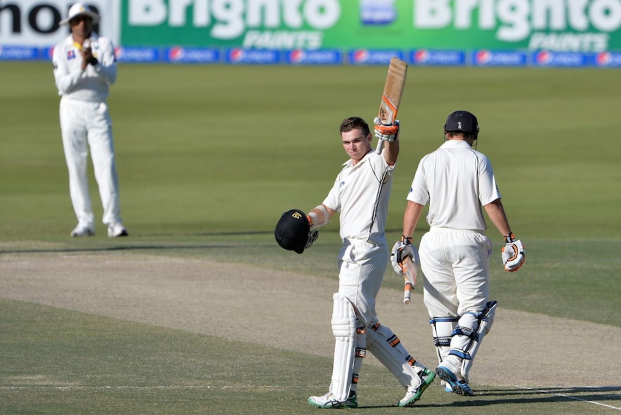 Tom Latham acknowledges the crowd after his hundred, Pakistan v New Zealand, 1st Test, Abu Dhabi, 3rd day, November 11, 2014