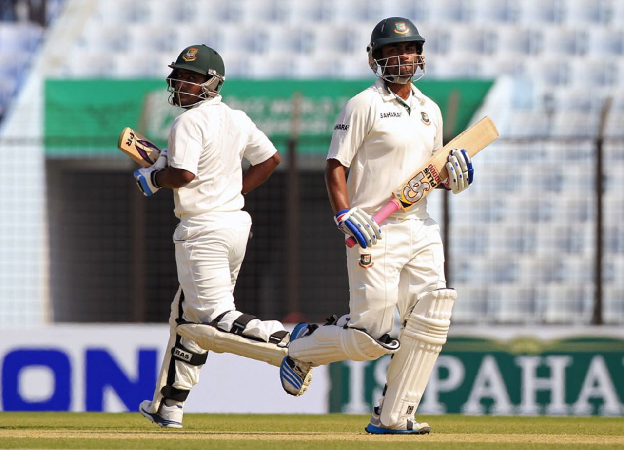 Imrul Kayes and Tamim Iqbal put on 224 to break the Bangladesh record for the first-wicket stand, Bangladesh v Zimbabwe, 3rd Test, 1st day, Chittagong, November 12, 2014