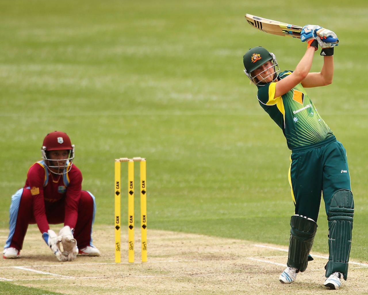 Ellyse Perry launches one down the ground, Australia v West Indies, ICC Women's Championship, Sydney, November 13, 2014
