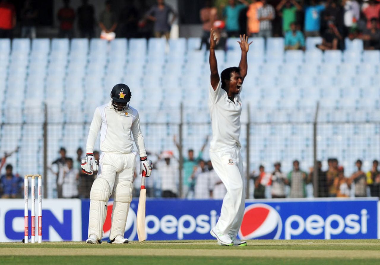 Rubel Hossain appeals for the wicket of Brian Chari, Bangladesh v Zimbabwe, 3rd Test, 2nd day, Chittagong, November 13, 2014