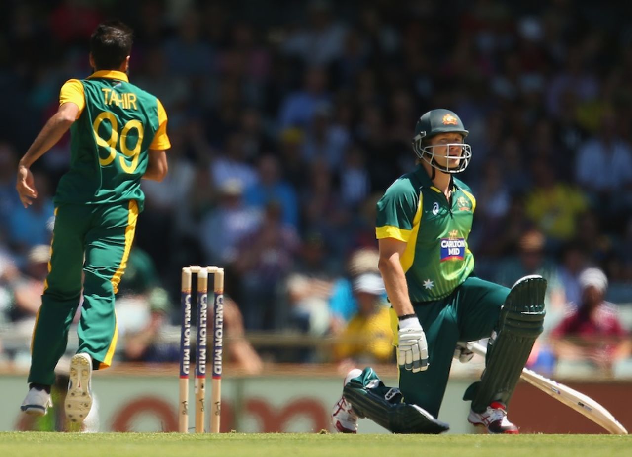 Imran Tahir dismissed Shane Watson, Australia v South Africa, 1st ODI, Perth, November 14, 2014