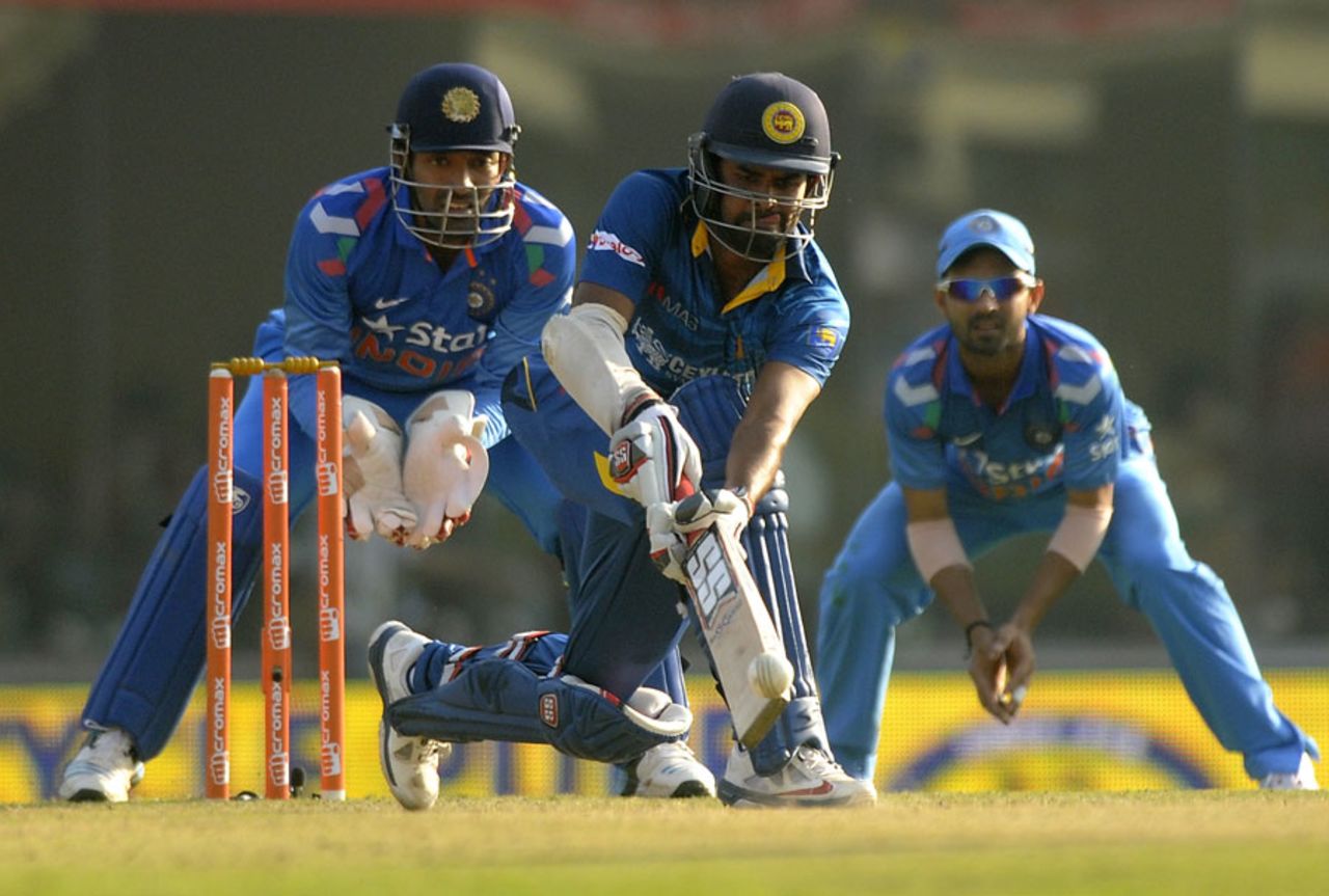 Lahiru Thirimanne scored 52 to aid Sri Lanka's recovery, India v Sri Lanka, 5th ODI, Ranchi, November 16, 2014