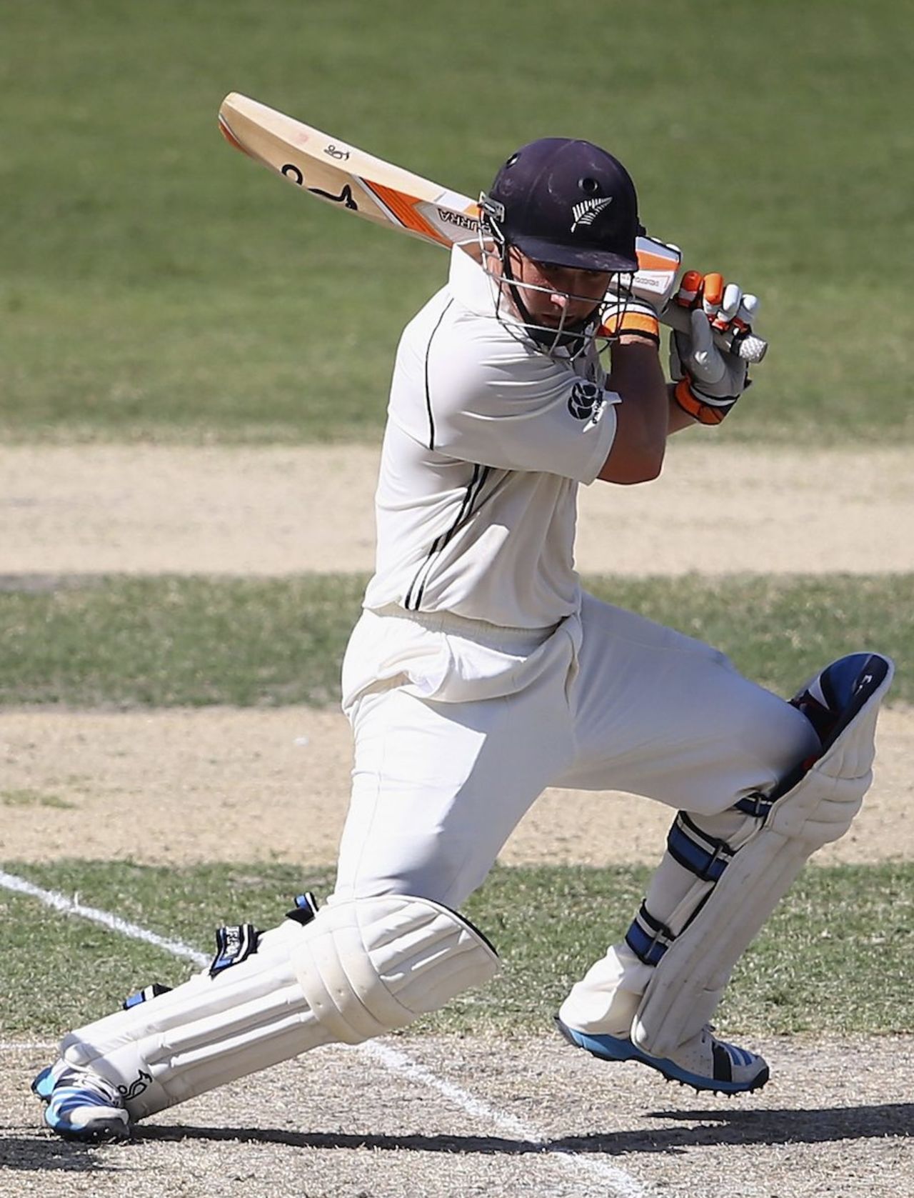 BJ Watling plays the cut, Pakistan v New Zealand, 2nd Test, Dubai, 2nd day, November 18, 2014