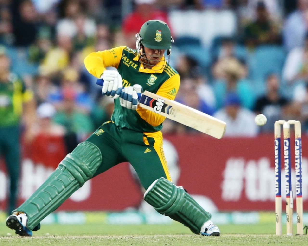 Quinton de Kock cuts during his 47, Australia v South Africa, 3rd ODI, Canberra, November 19, 2014