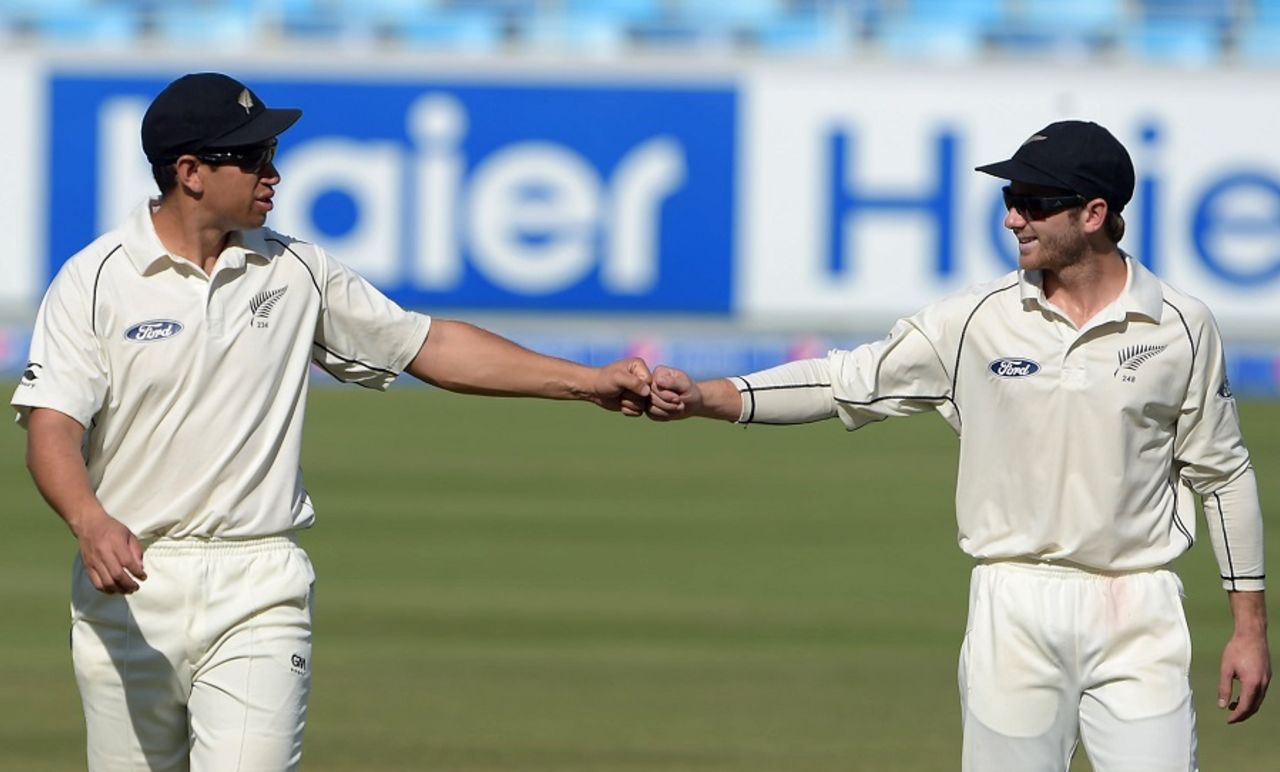 Ross Taylor and Kane Williamson bump fists, Pakistan v New Zealand, 2nd Test, Dubai, 3rd day, November 19, 2014