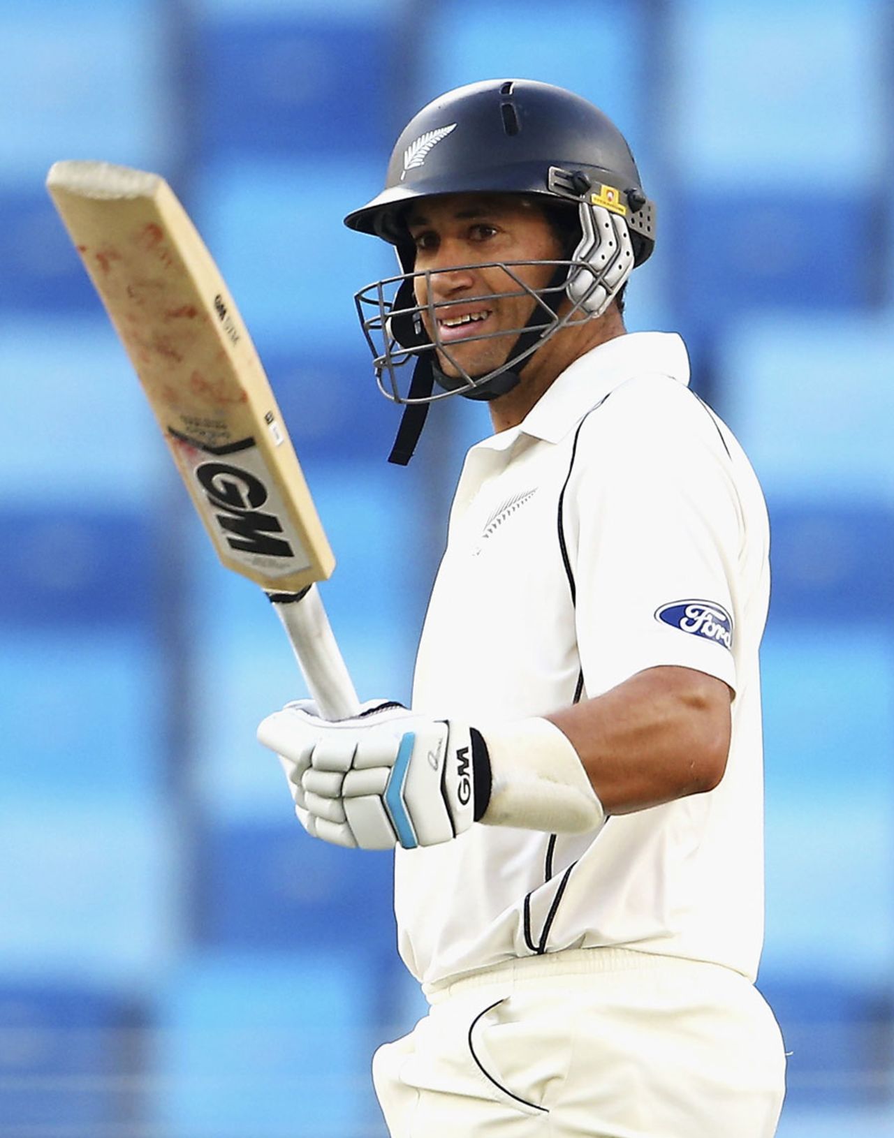 Ross Taylor's fifty helped New Zealand recover from a top-order wobble, Pakistan v New Zealand, 2nd Test, Dubai, 4th day, November 20, 2014