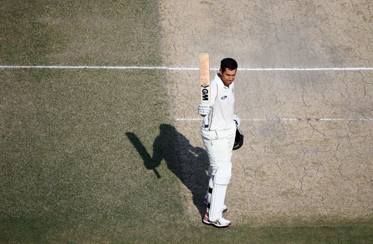 Ross Taylor acknowledges the applause after his century, Pakistan v New Zealand, 2nd Test, Dubai, 5th day, November 21, 2014