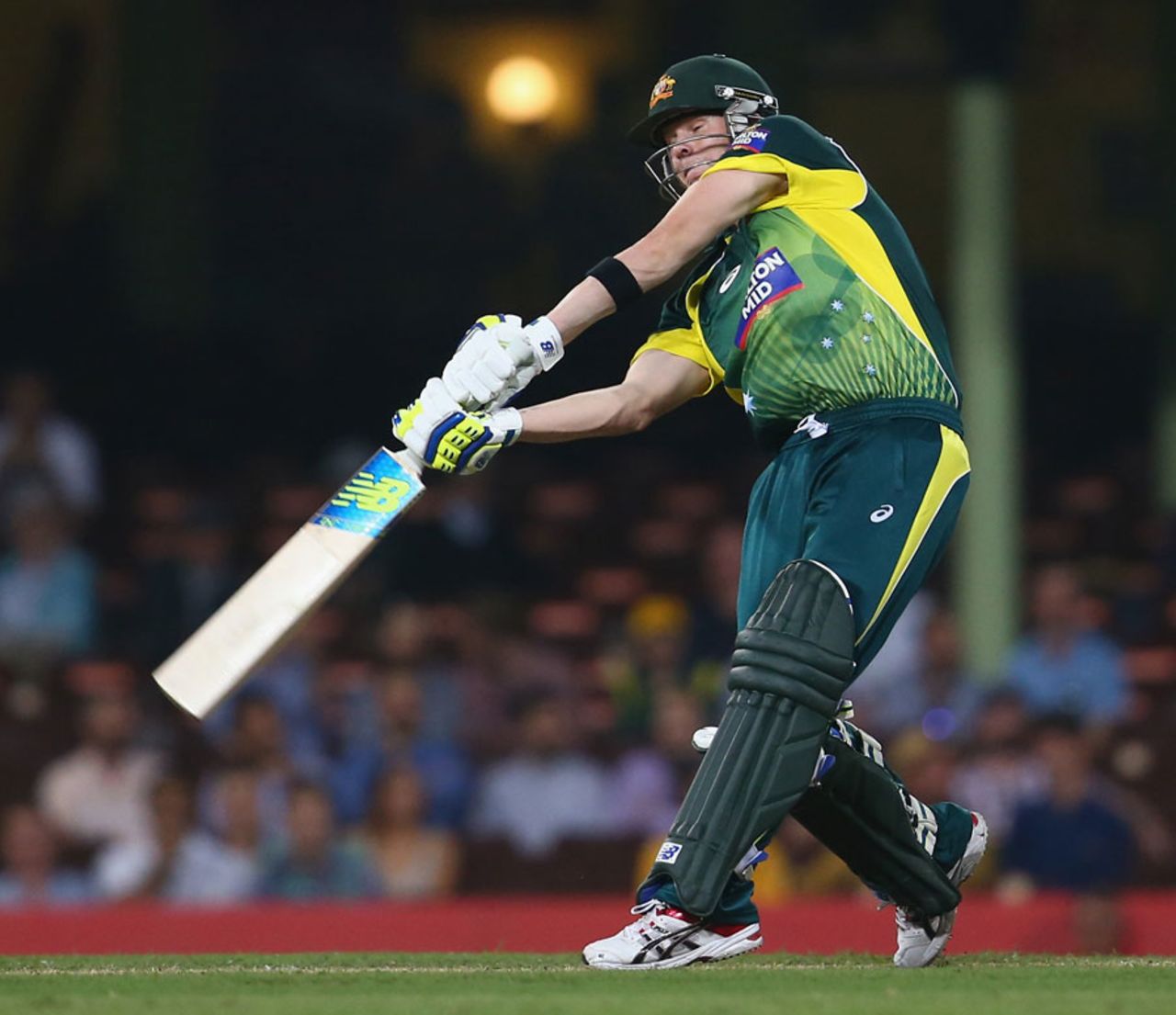 Steven Smith collected a third consecutive 50-plus score, Australia v South Africa, 5th ODI, Sydney, November 23, 2014