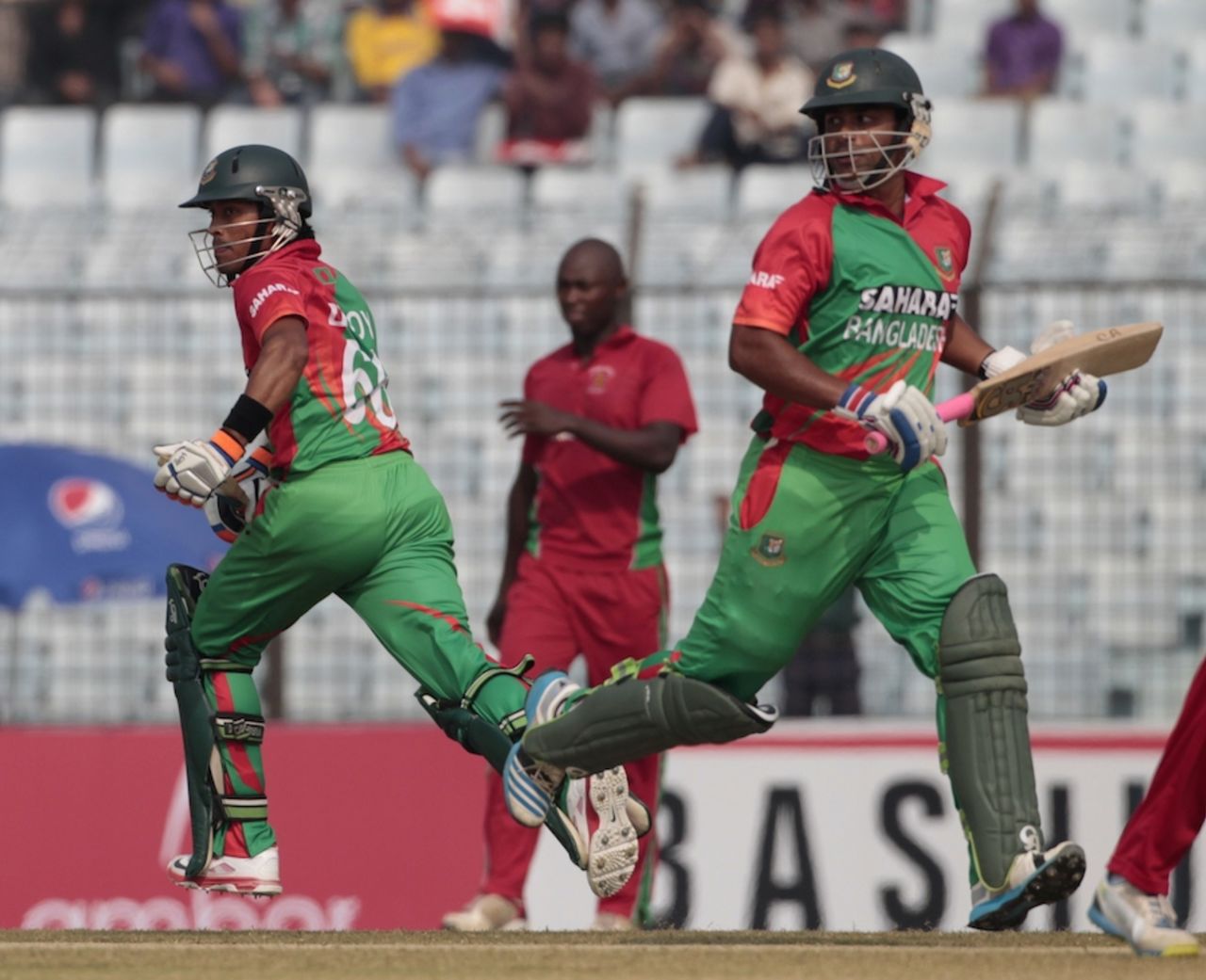 Anamul Haque and Tamim Iqbal put on 158, Bangladesh v Zimbabwe, 2nd ODI, Chittagong, November 23, 2014
