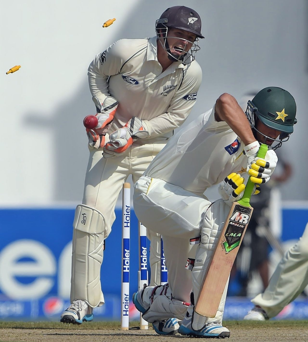 Shan Masood plays down the wrong line and is bowled, Pakistan v New Zealand, 3rd Test, Sharjah, 1st day, November 26, 2014
