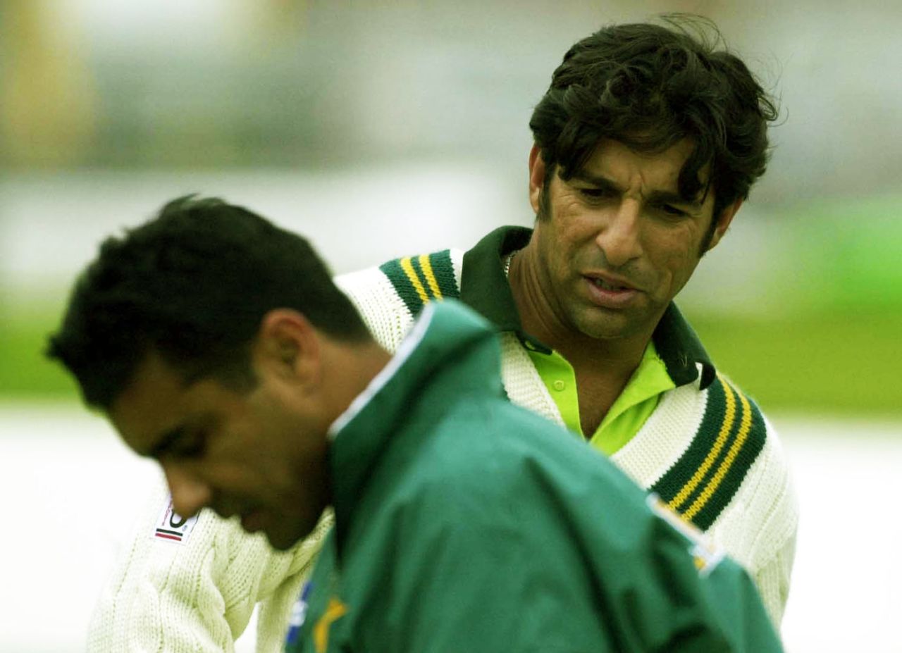 Wasim Akram and Waqar Younis in nets, Trent Bridge, May 3, 2001