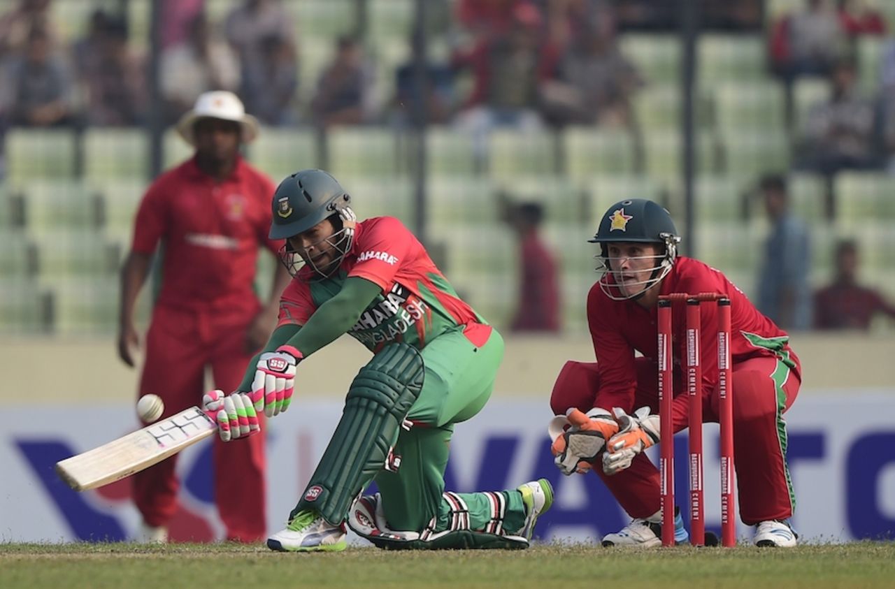 Mushfiqur Rahim sweeps during his innings, Bangladesh v Zimbabwe, 3rd ODI, Mirpur, November 26, 2014