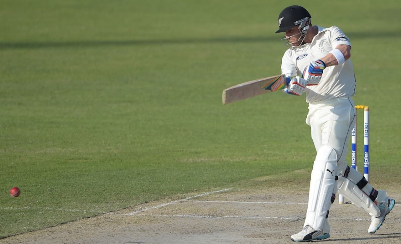 Brendon McCullum hammers the ball through the off side, Pakistan v New Zealand, 3rd Test, Sharjah, 2nd day, November 28, 2014