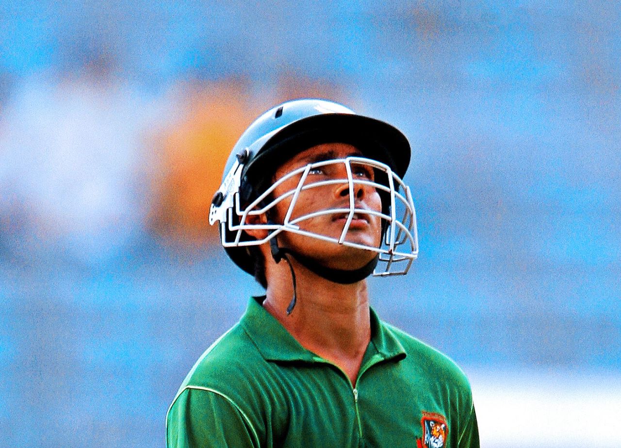 Mohammad Ashraful walks back after being dismissed, Bangladesh v UAE, Group A, Asia Cup, Lahore, June 24, 2008