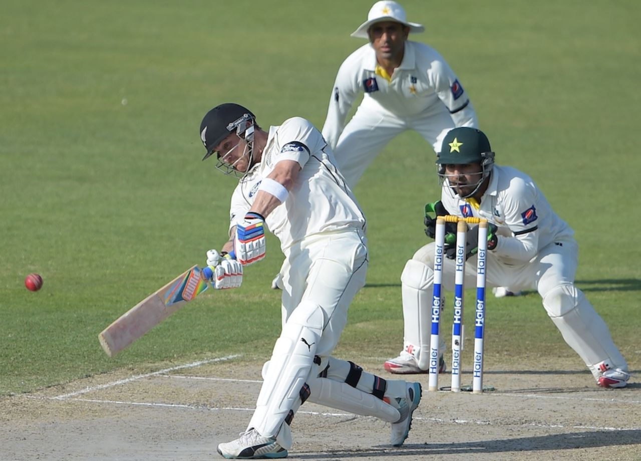 Brendon McCullum charges down the track, Pakistan v New Zealand, 3rd Test, Sharjah, 2nd day, November 28, 2014