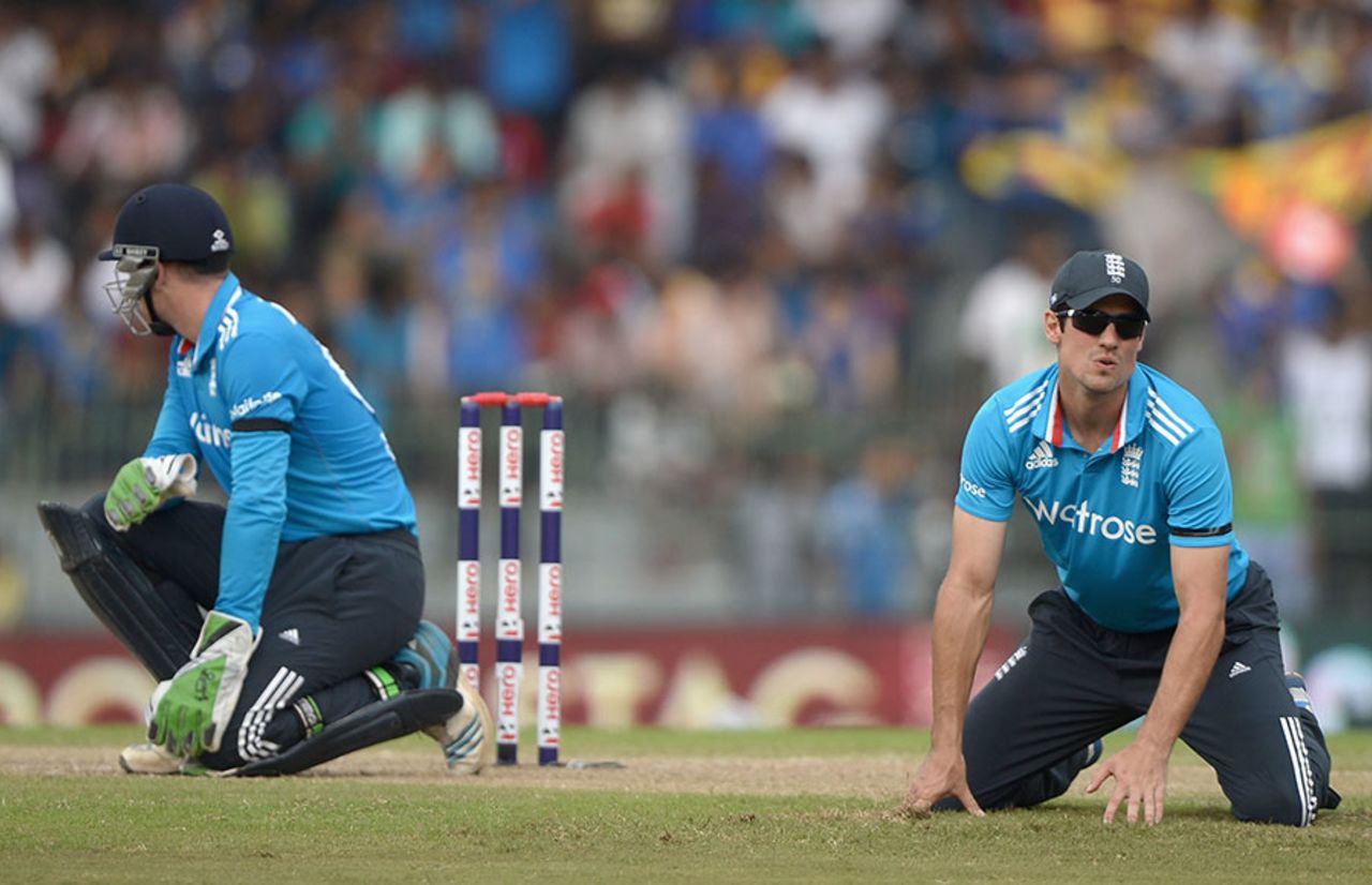 It was another difficult day for England in the field, Sri Lanka v England, 2nd ODI, Colombo, November 29, 2014