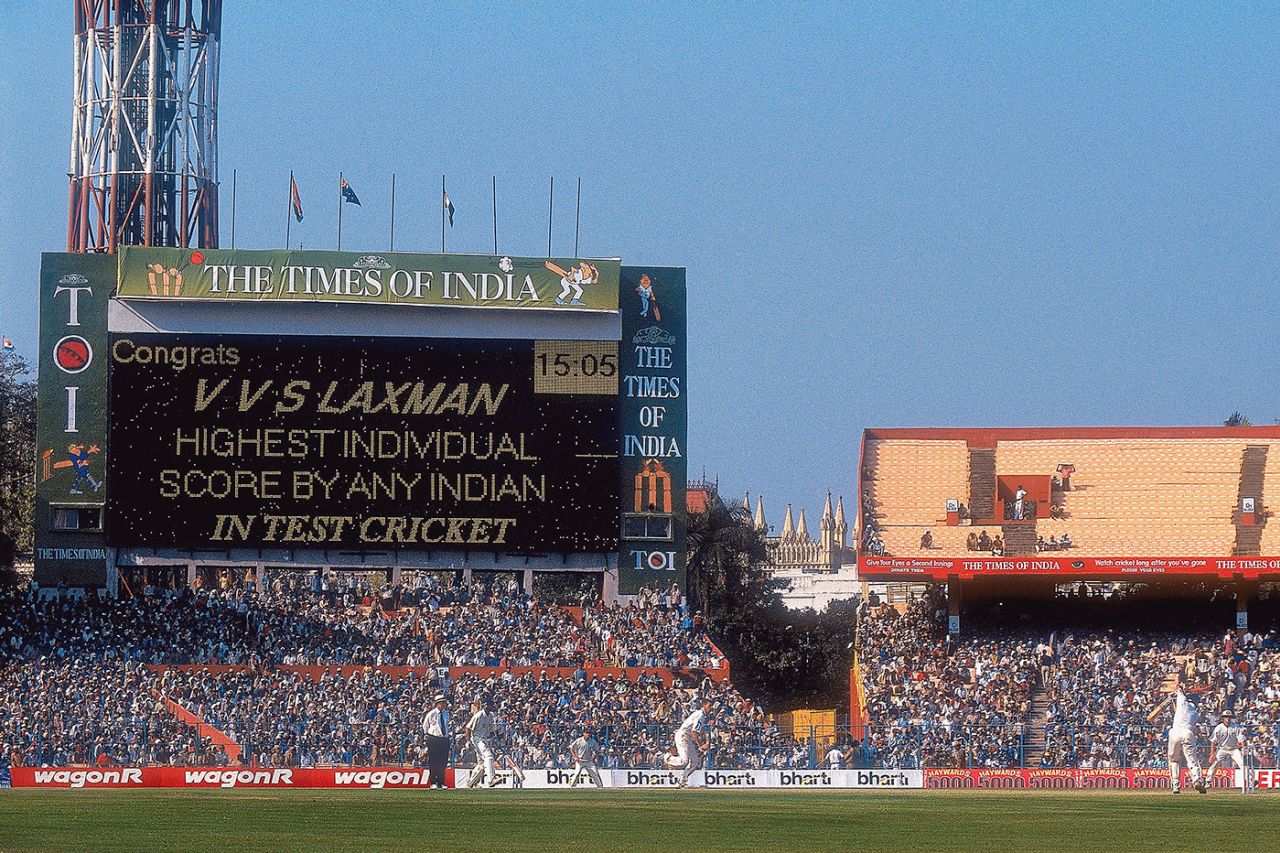 VVS Laxman goes past Sunil Gavaskar's record 236, India v Australia, 2nd Test, Kolkata, 4th day, March 14, 2001