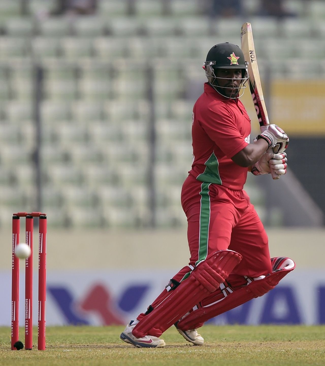 Hamilton Masakadza struck a brisk half-century, Bangladesh v Zimbabwe, 5th ODI, Mirpur, December 1, 2014