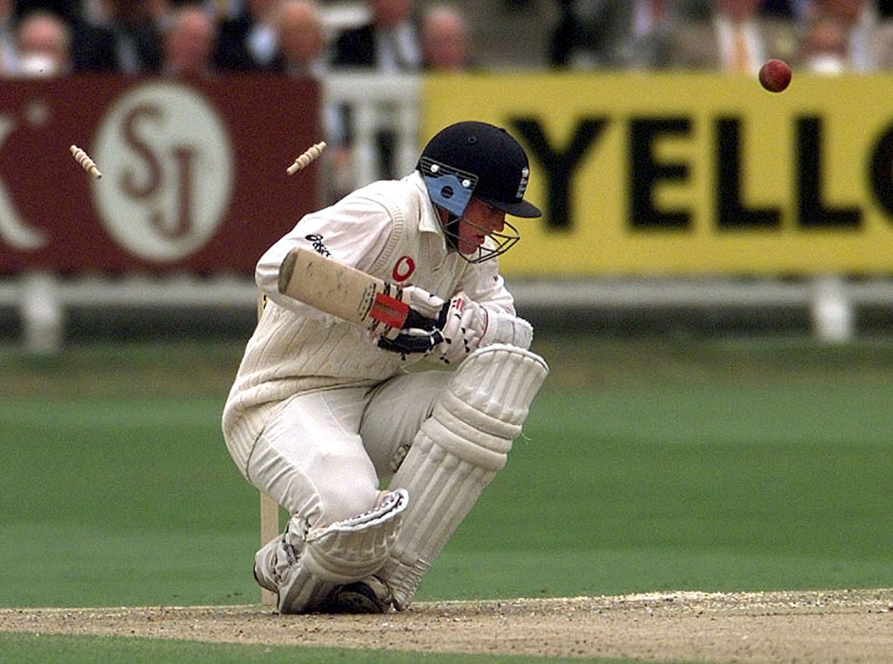 Chris Read wonders what happened after a slower ball from Chris Cairns went between his legs, England v New Zealand, 2nd Test, Lord's, 1st day, July 22, 1999