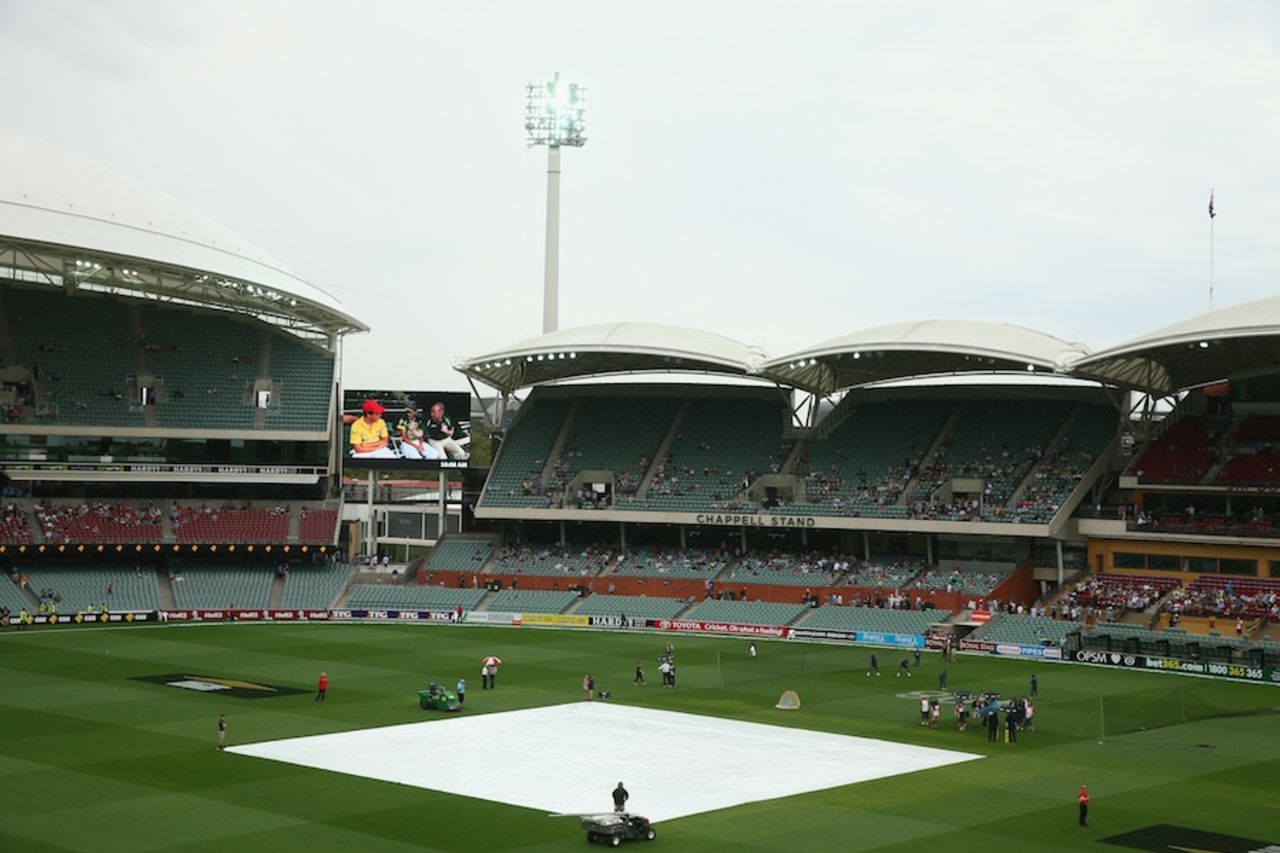 A light drizzle delayed the start, Australia v India, 1st Test, Adelaide, 2nd day, December 10, 2014