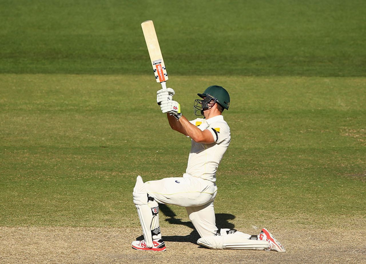 Mitchell Marsh struck three big sixes, Australia v India, 1st Test, Adelaide, 4th day, December 12, 2014