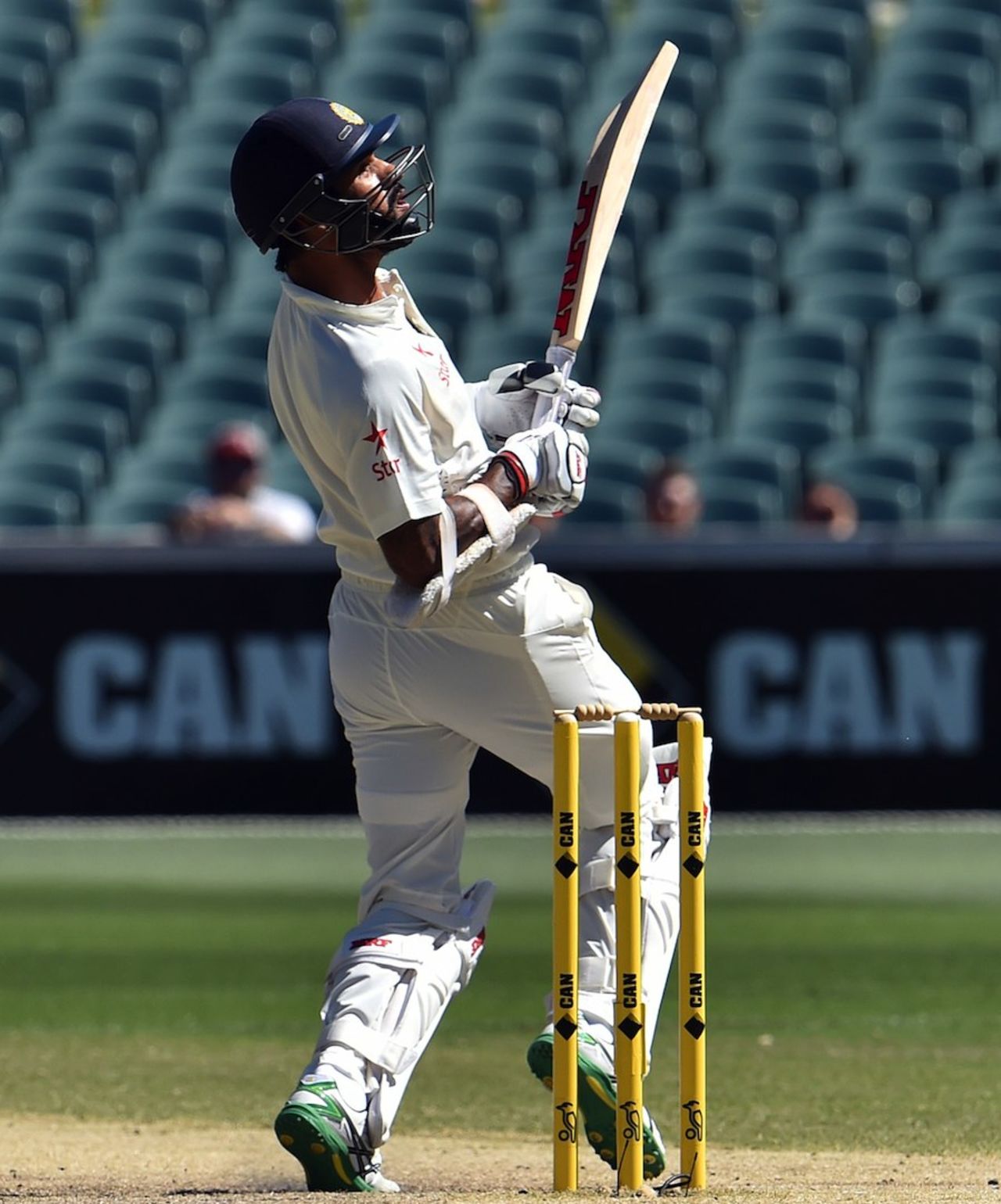 Shikhar Dhawan was given caught behind off his shoulder, Australia v India, 1st Test, Adelaide, 5th day, December 13, 2014
