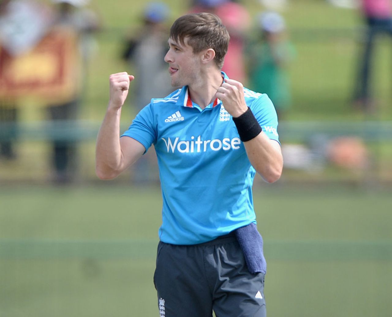 Chris Woakes struck early to remove Mahela Jayawardene, Sri Lanka v England, 6th ODI, Pallekele, December 13, 2014