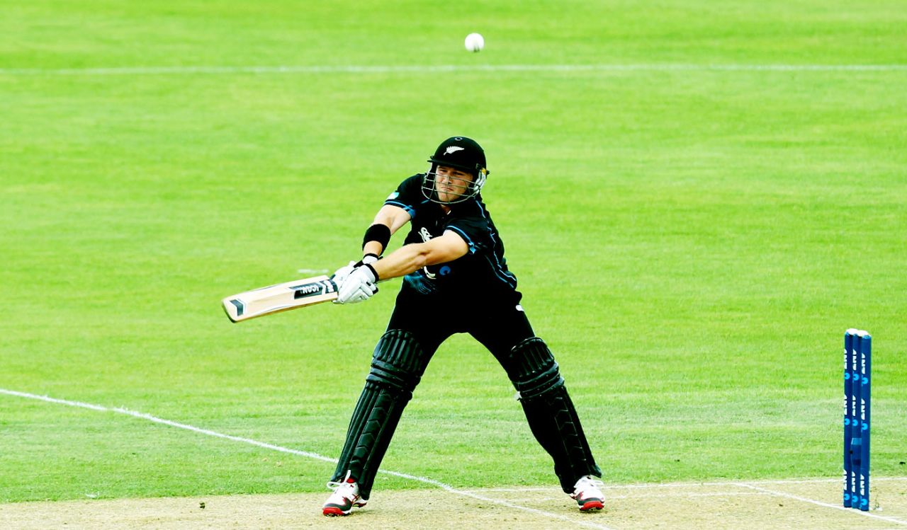 Corey Anderson on his way to the fastest ODI hundred, New Zealand v West Indies, 3rd ODI, Queenstown, January 1, 2014