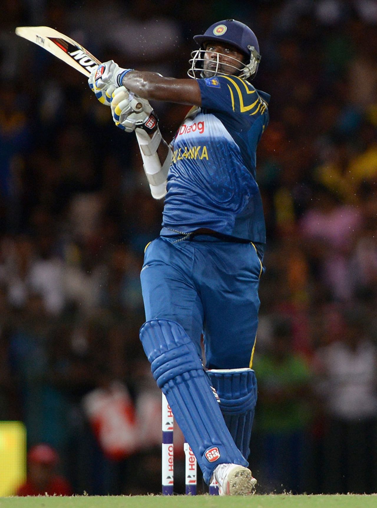 Thisara Perera blasted a 23-ball fifty - the second-quickest for Sri Lanka in an ODI, Sri Lanka v England, 7th ODI, Colombo, December 16, 2014