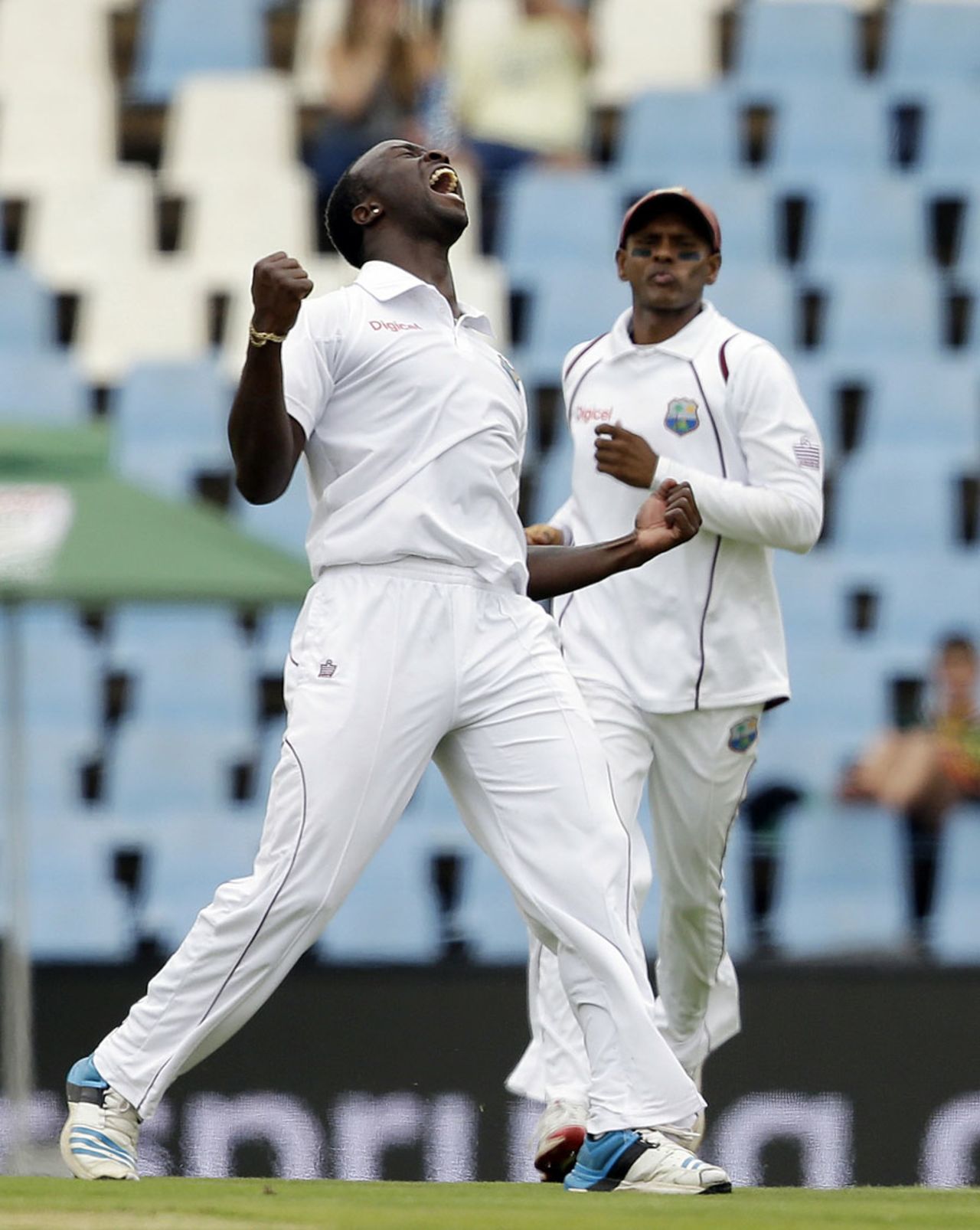 Kemar Roach brought West Indies to life on the first morning, South Africa v West Indies, 1st Test, Centurion, 1st day, December 17, 2014