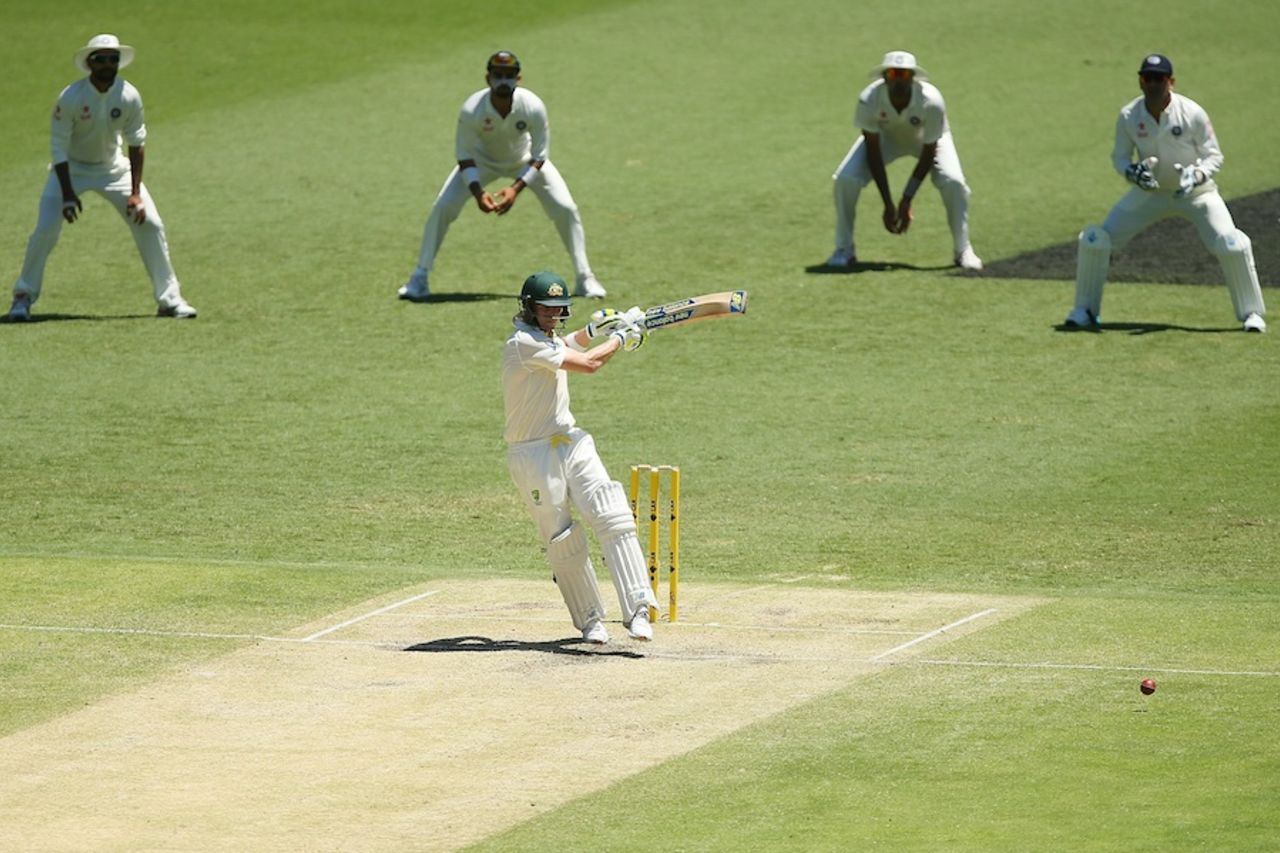 Steven Smith pulls, Australia v India, 2nd Test, Brisbane, 3rd day, December 19, 2014