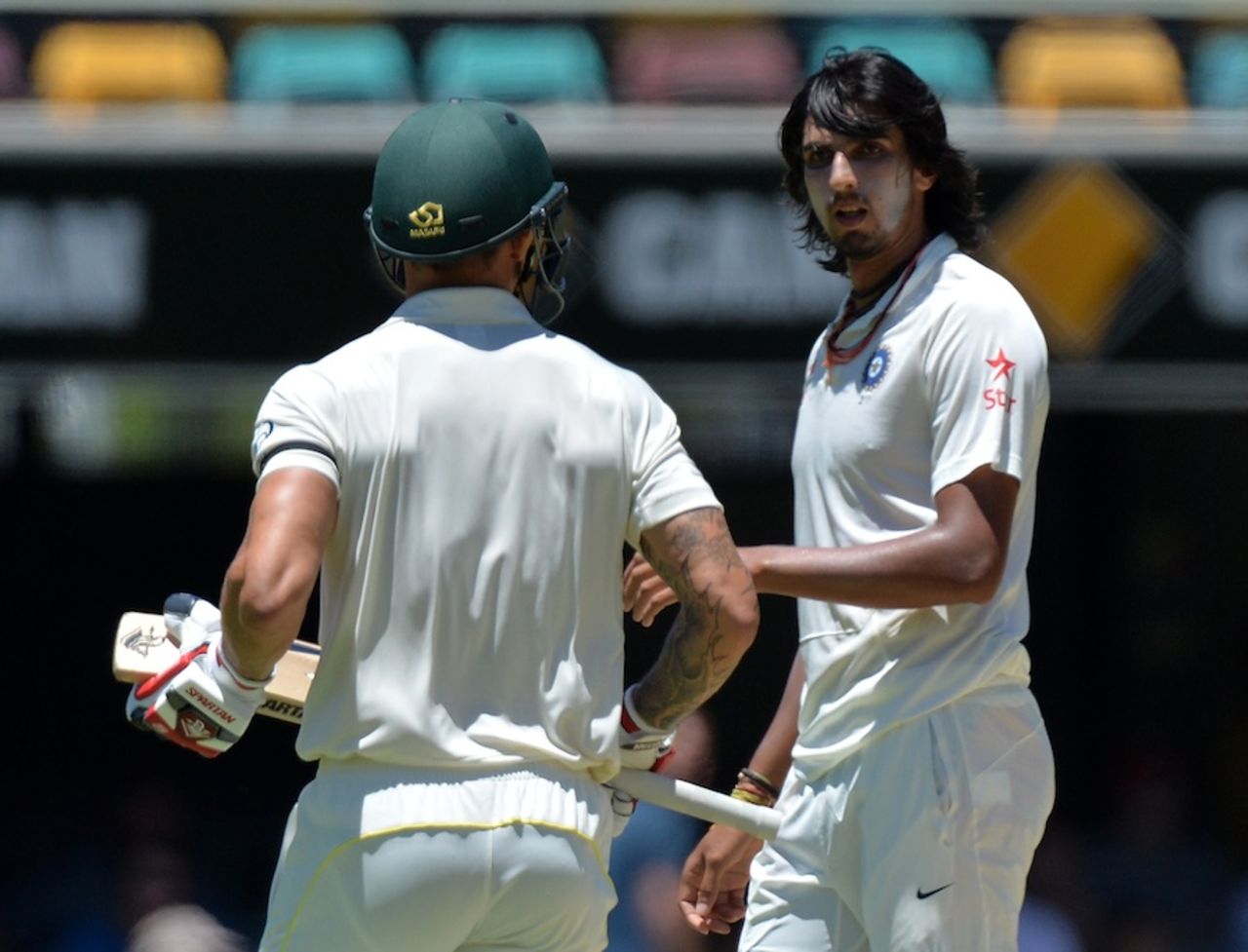 Ishant Sharma stares at Mitchell Johnson, Australia v India, 2nd Test, Brisbane, 3rd day, December 19, 2014