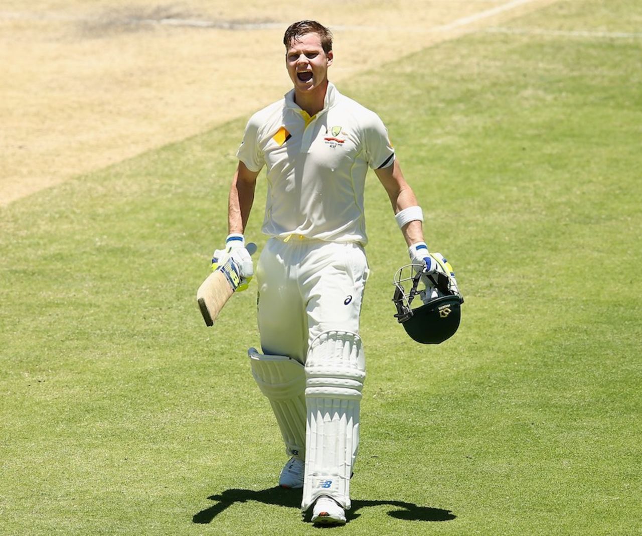 Steven Smith reached a hundred on captaincy debut, Australia v India, 2nd Test, Brisbane, 3rd day, December 19, 2014