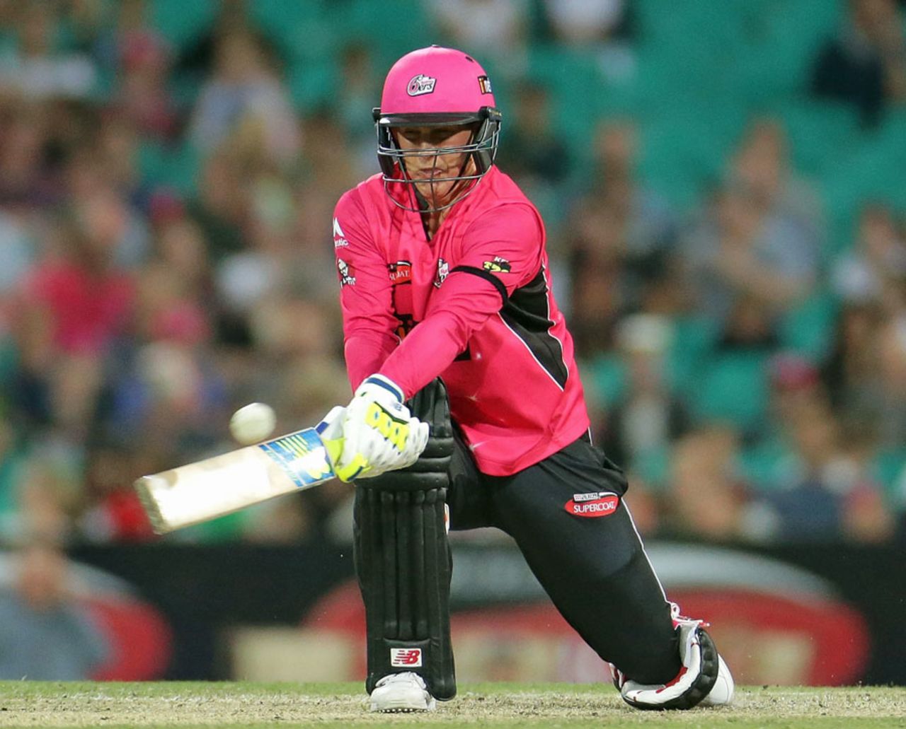 Nic Maddinson reverse-sweeps the ball for a six, Sydney Sixers v Melbourne Renegades, Big Bash League 2014-15, Sydney, December 19, 2014 