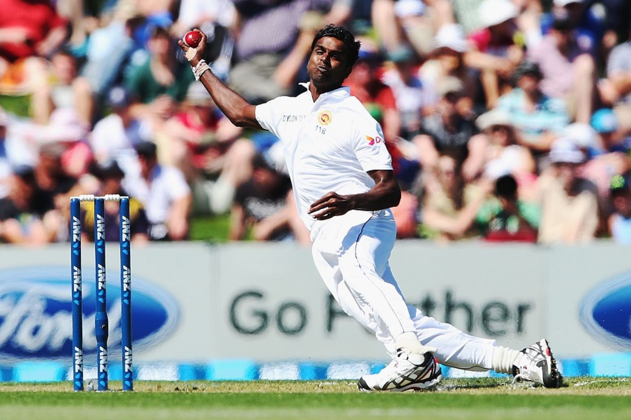 Shaminda Eranga lost his footing while attempting his first ball of the match, New Zealand v Sri Lanka, 1st Test, Christchurch, 1st day, 26 December, 2014