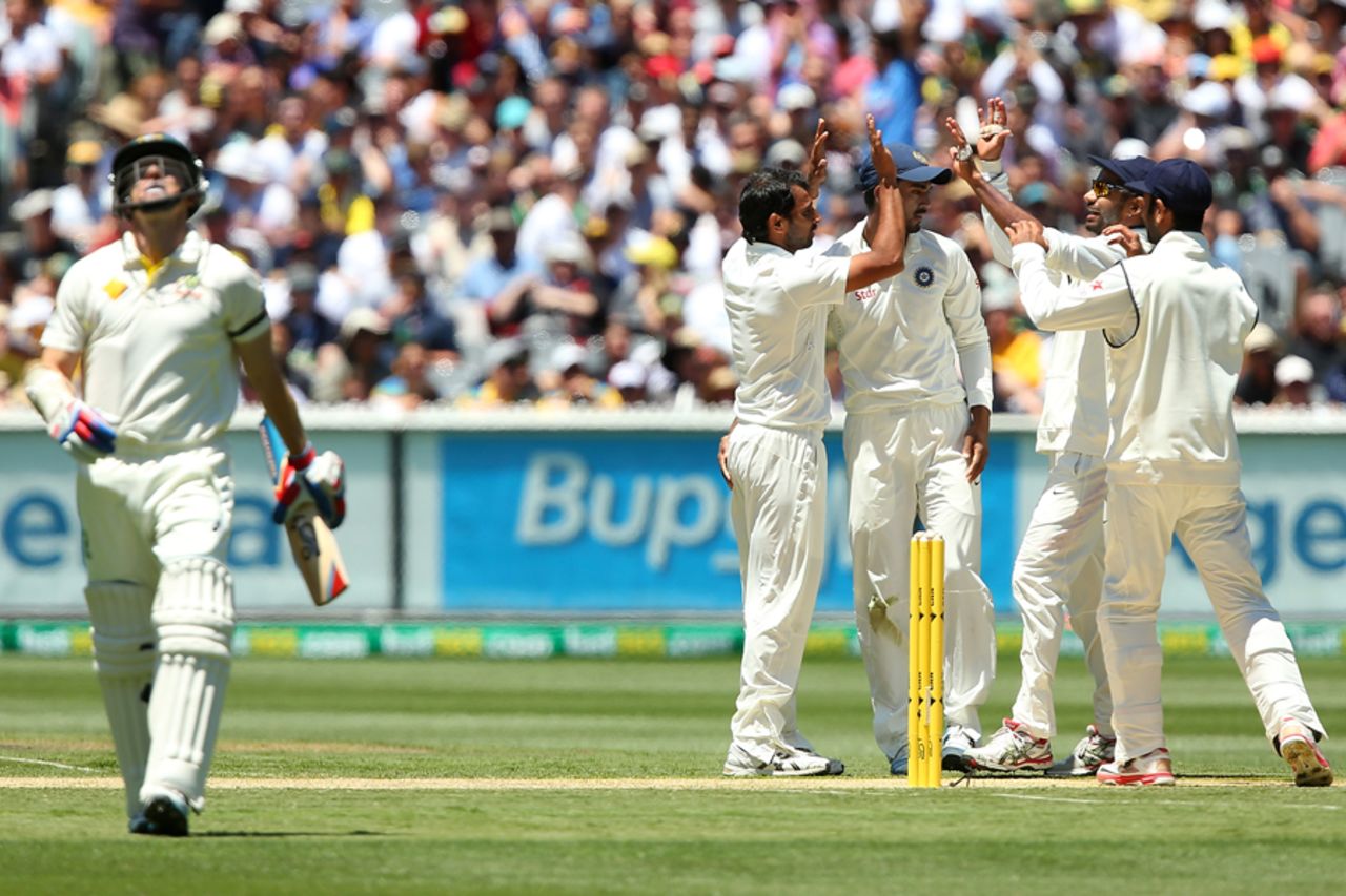 Chris Rogers walks off after edging Mohammed Shami behind, Australia v India, 3rd Test, Melbourne, 1st day, December 26, 2014