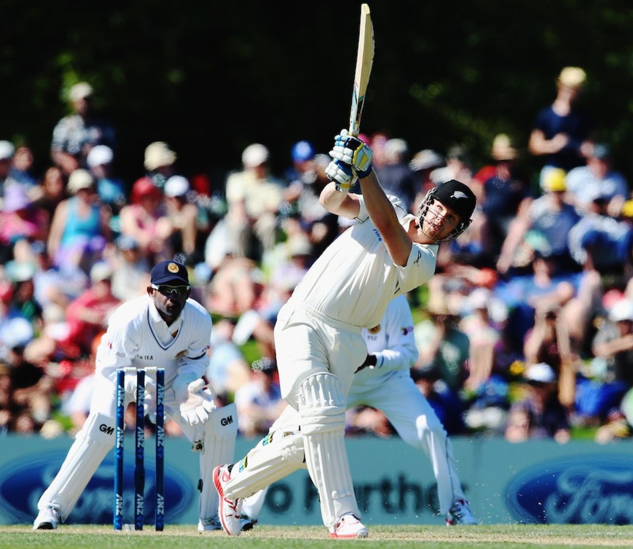 Jimmy Neesham hits over the top, New Zealand v Sri Lanka, 1st Test, Christchurch, 1st day, December 26, 2014