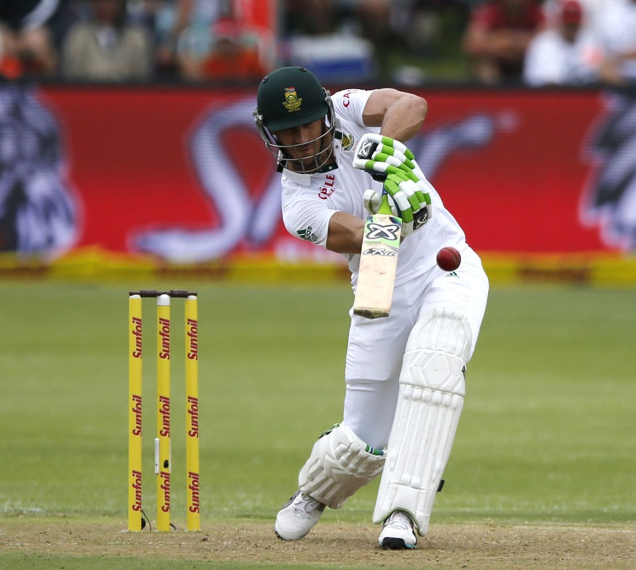 Faf du Plessis goes on the attack, South Africa v West Indies, 2nd Test, Port Elizabeth, 1st day, December 26, 2014