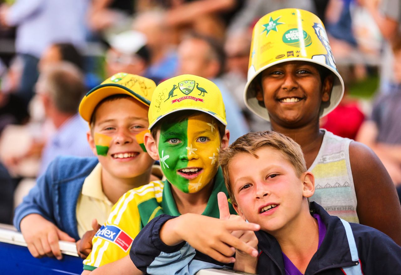 Young fans enjoy the game, Australia v England, 1st Twenty20, Hobart, January 29, 2014