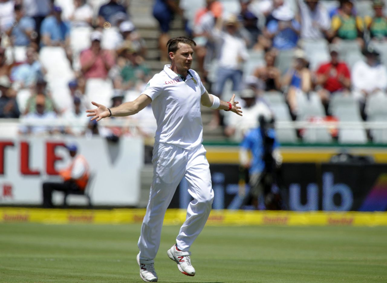 Dale Steyn equalled Makhaya Ntini as South Africa's second-highest wicket-taker with his 390th scalp, South Africa v West Indies, 3rd Test, Cape Town, 1st day, January 2, 2015